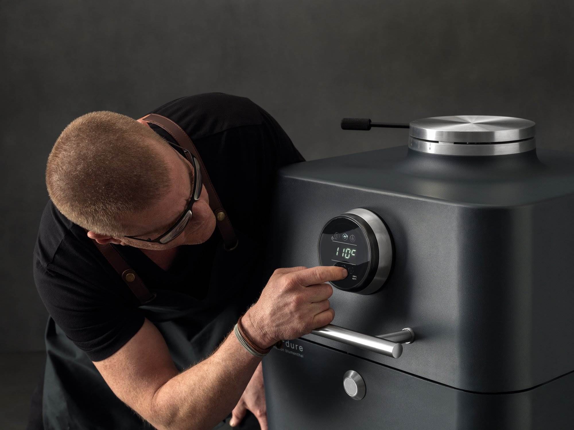 Everdure 4k Electric Ignition Smart BBQ - Orange - Image 5