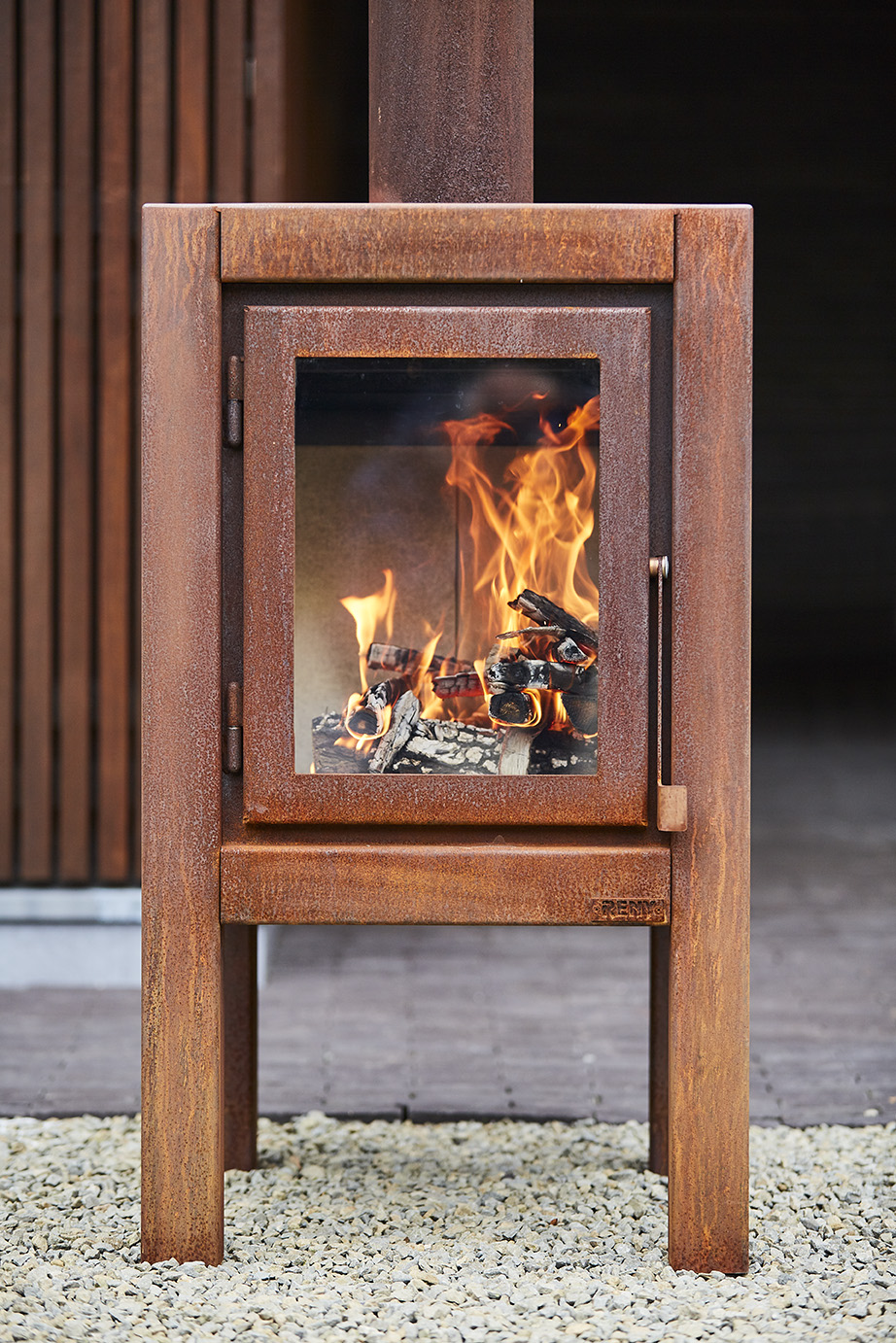 RB73 Quaruba XL - Outdoor Stove - 4 sides - Image 3